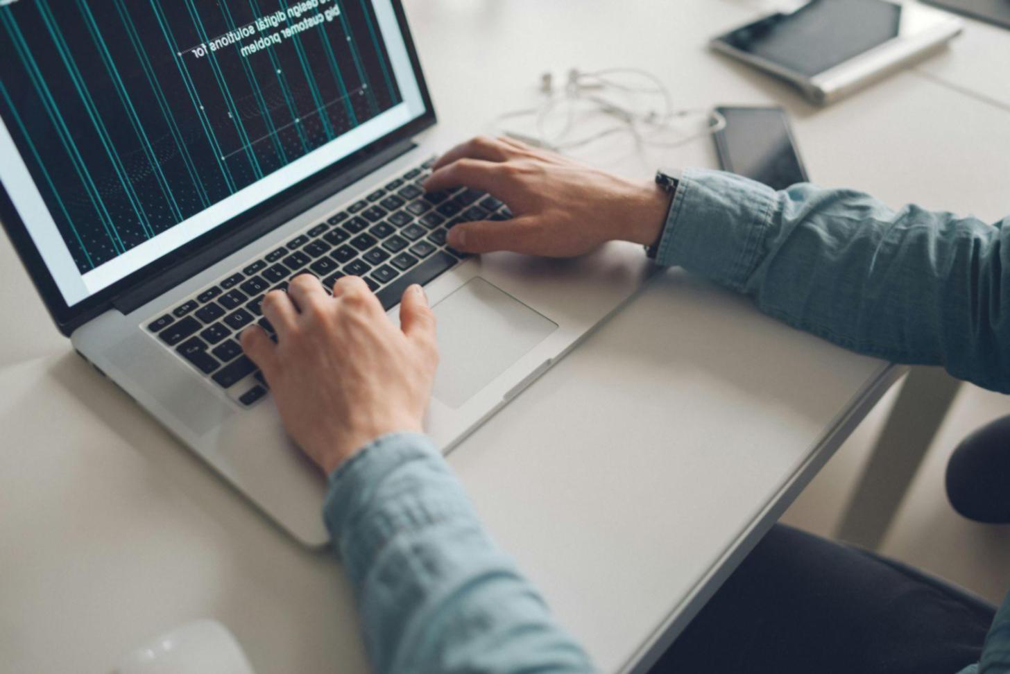 Stille Kontemplation in geschütztem Raum